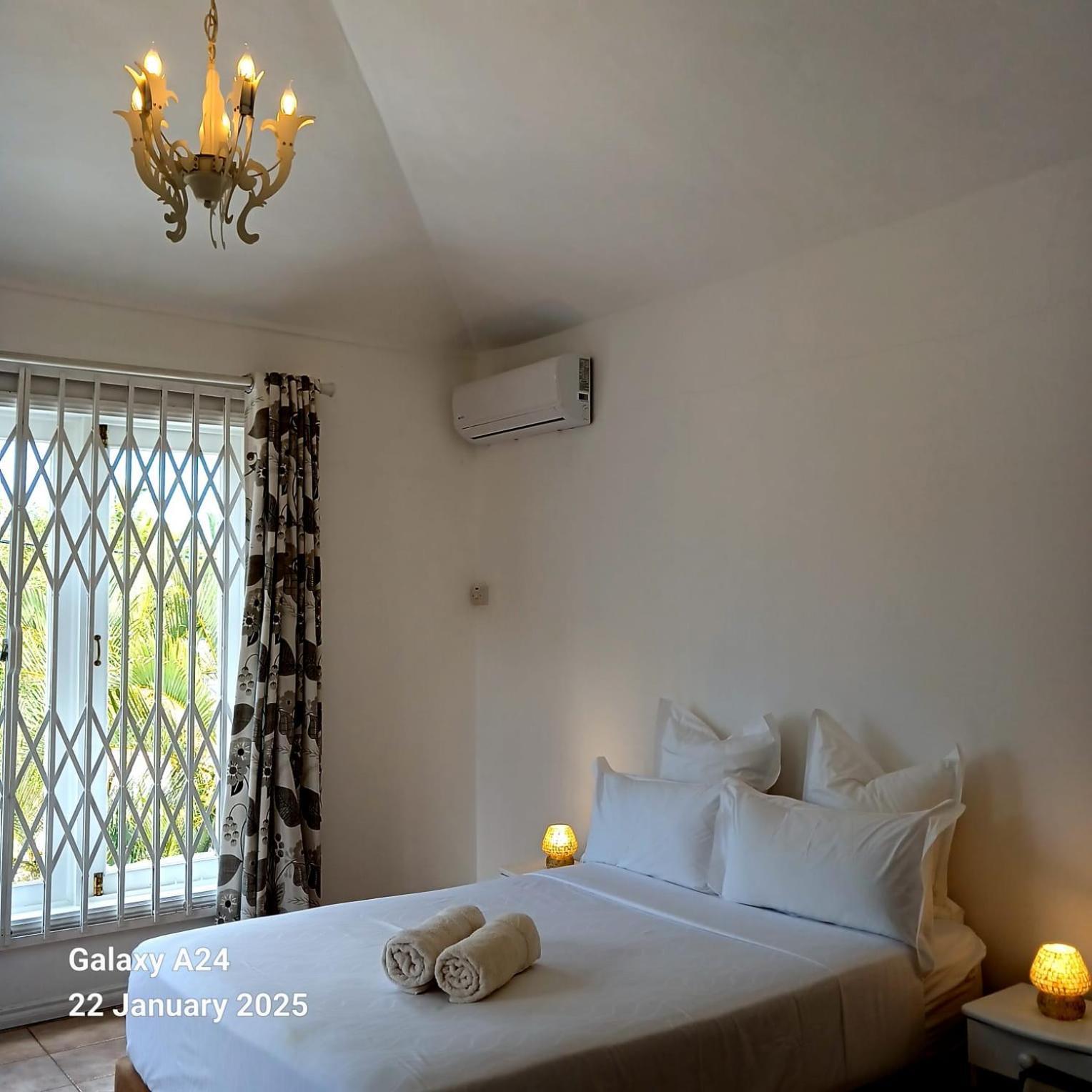 Appartement The Coral House à Rivière Noire Extérieur photo